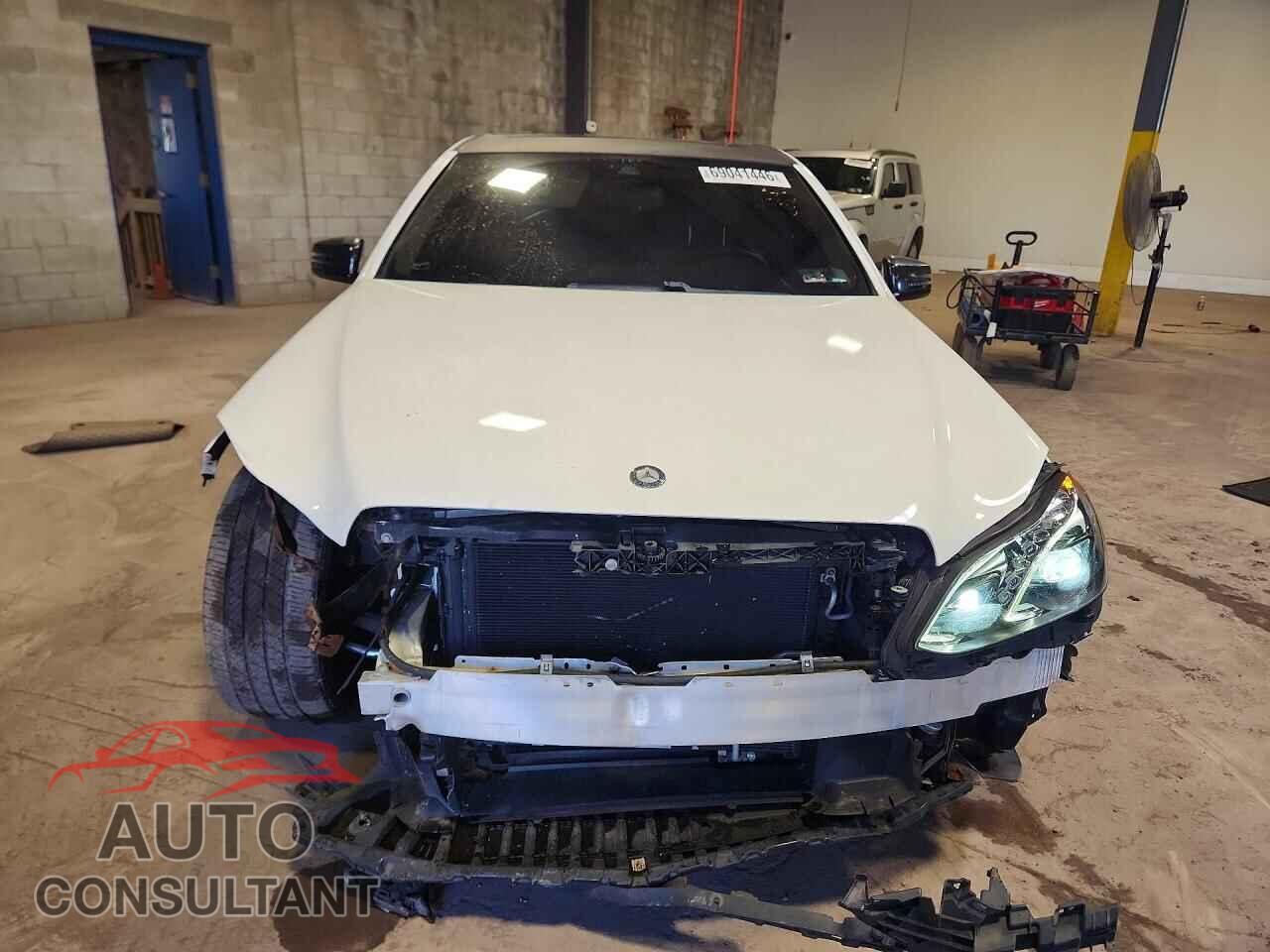 MERCEDES-BENZ E-CLASS 2014 - WDDHF8JB1EB008979