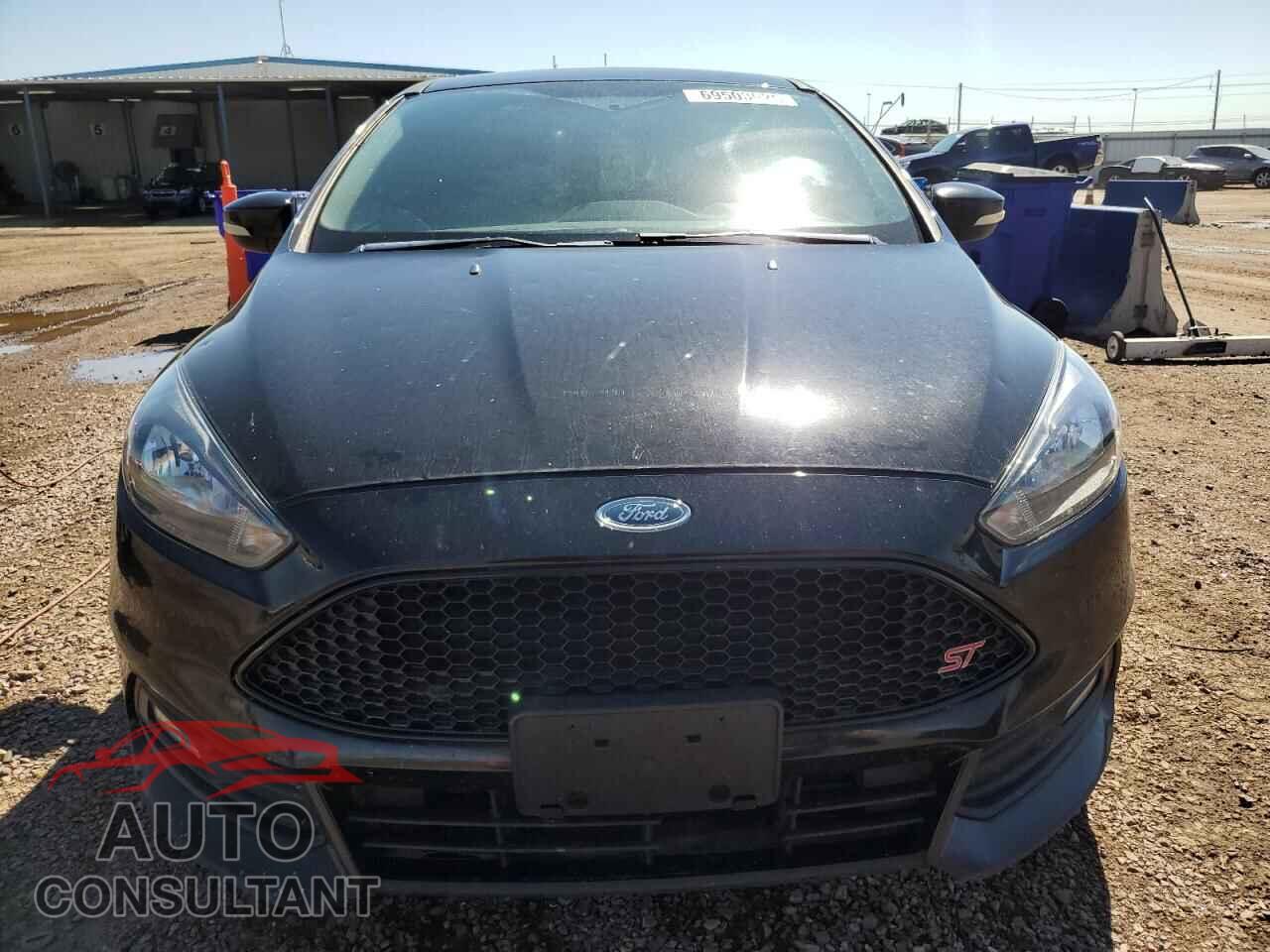 FORD FOCUS 2016 - 1FADP3L95GL253256