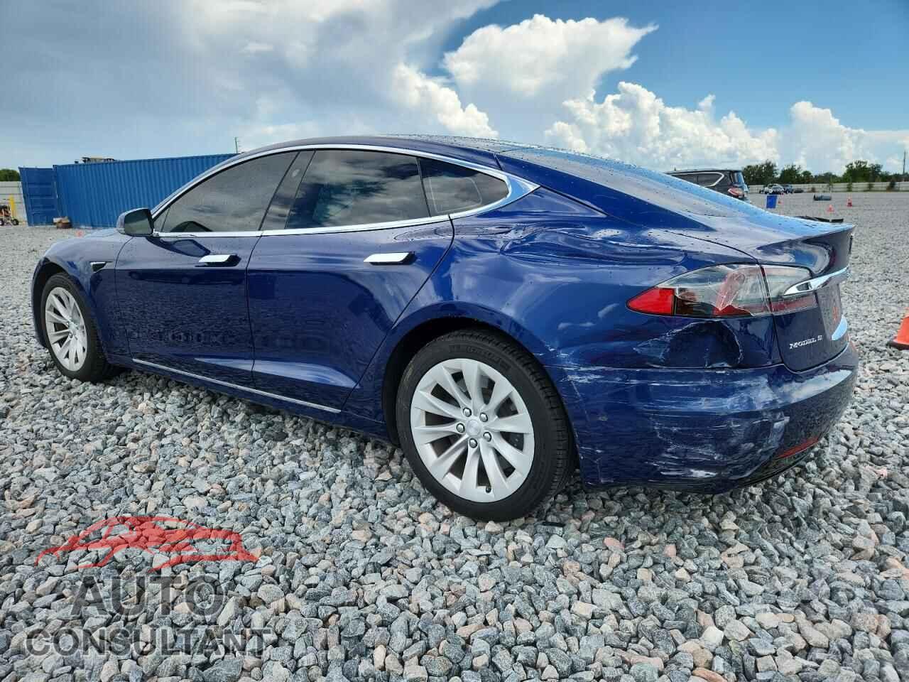 TESLA MODEL S 2018 - 5YJSA1E28JF247517