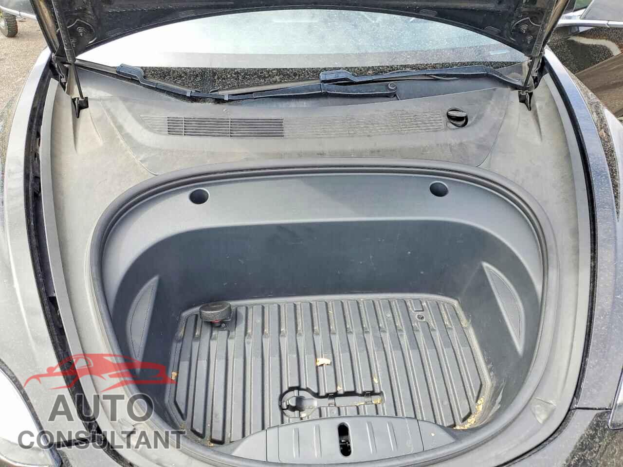 TESLA MODEL 3 2020 - 5YJ3E1EB3LF798031