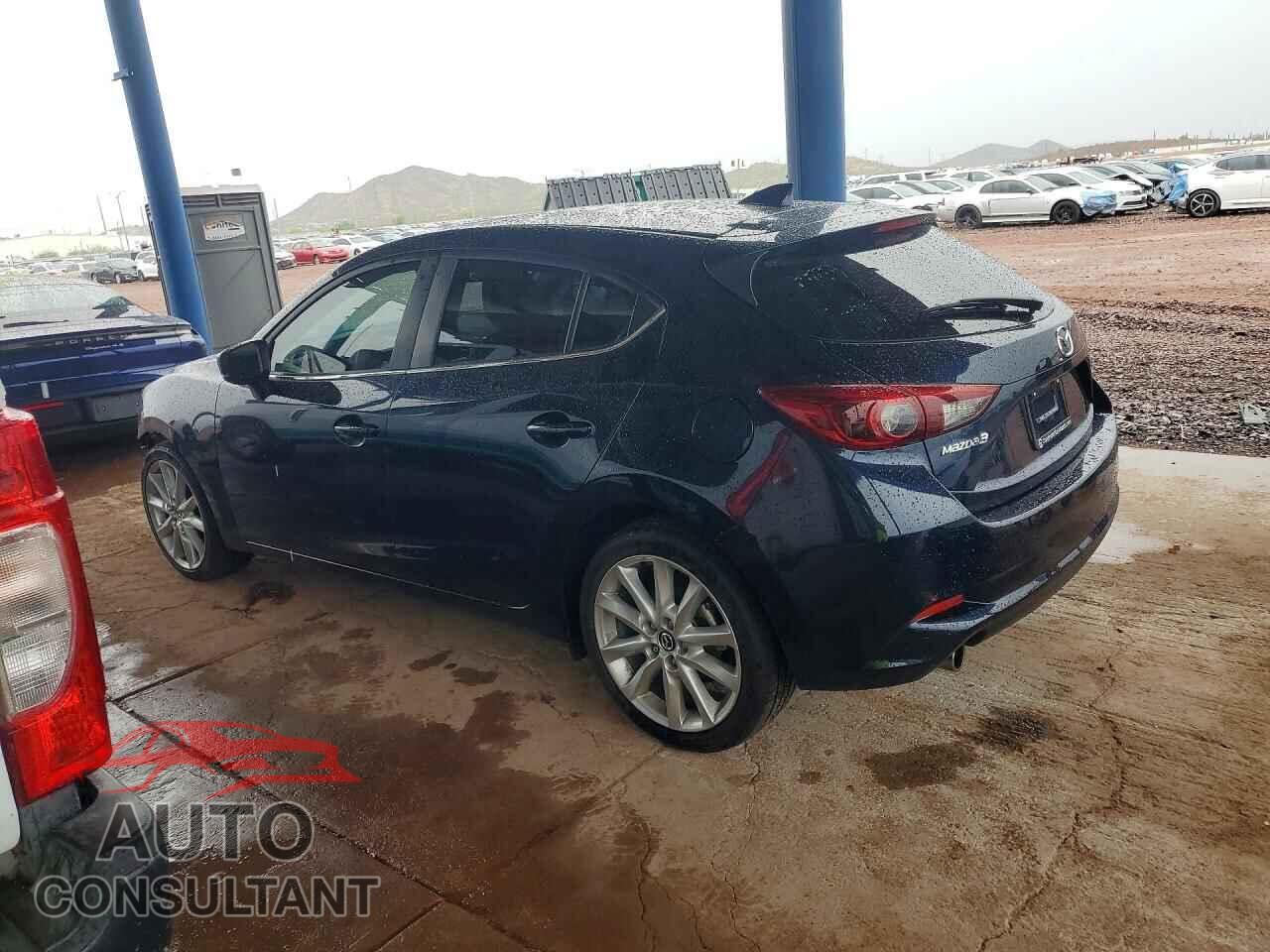 MAZDA 3 2017 - 3MZBN1M35HM128518