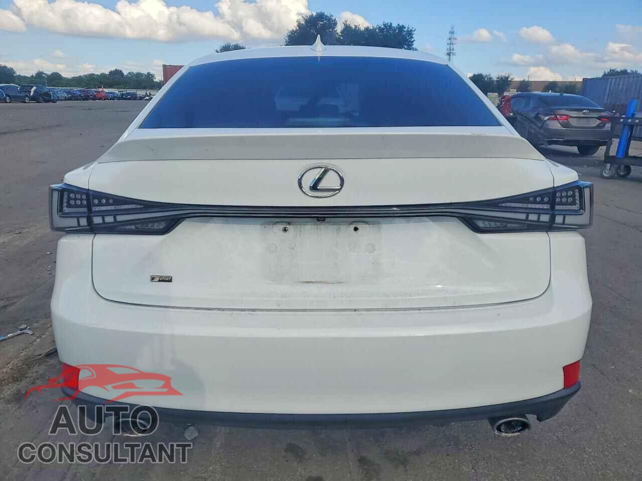 LEXUS IS 2014 - JTHCE1D28E5004158