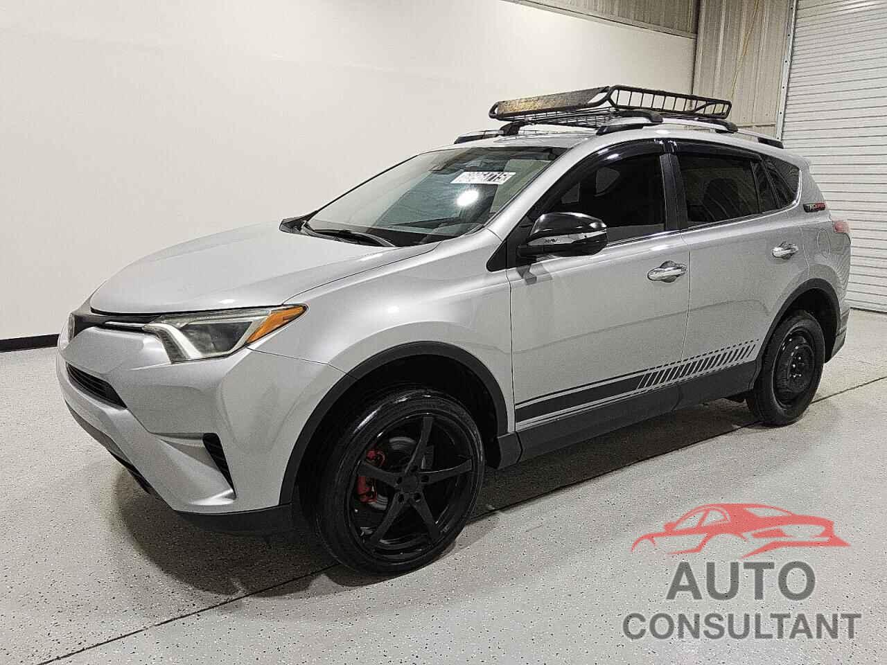 TOYOTA RAV4 2018 - 2T3ZFREV3JW513223
