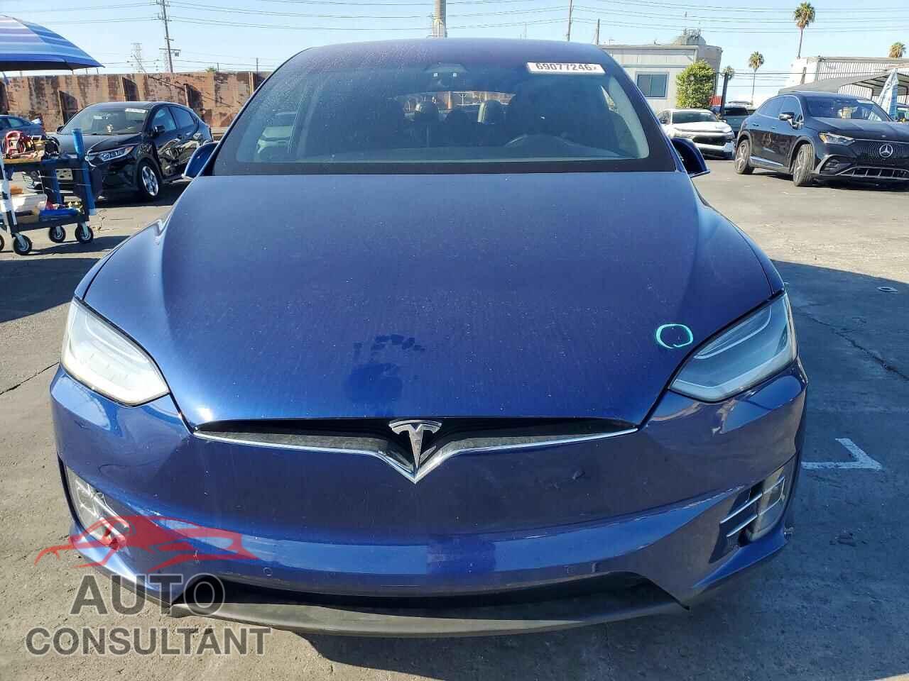 TESLA MODEL X 2020 - 5YJXCAE29LF286331