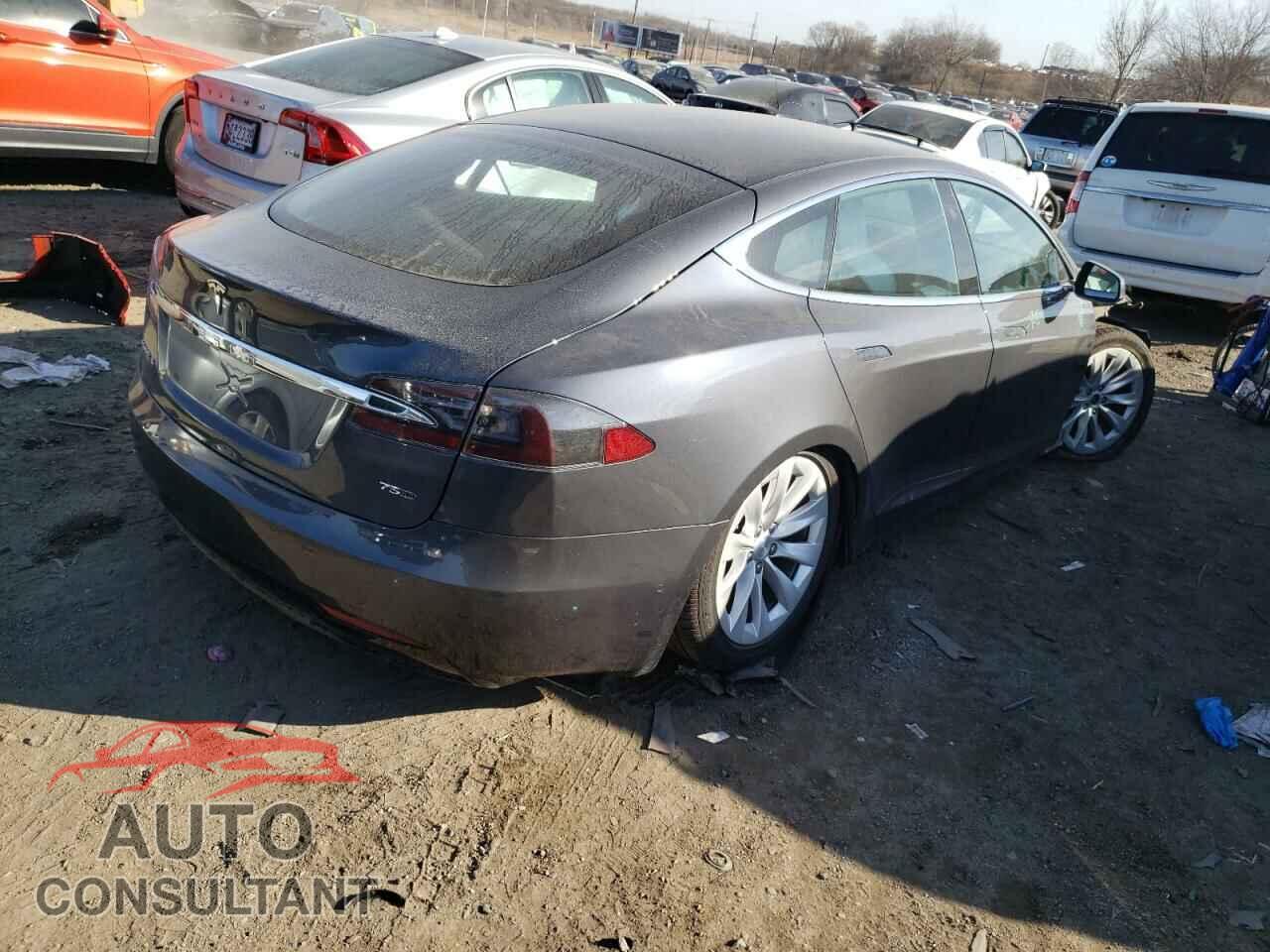 TESLA MODEL S 2018 - 5YJSA1E28JF283546