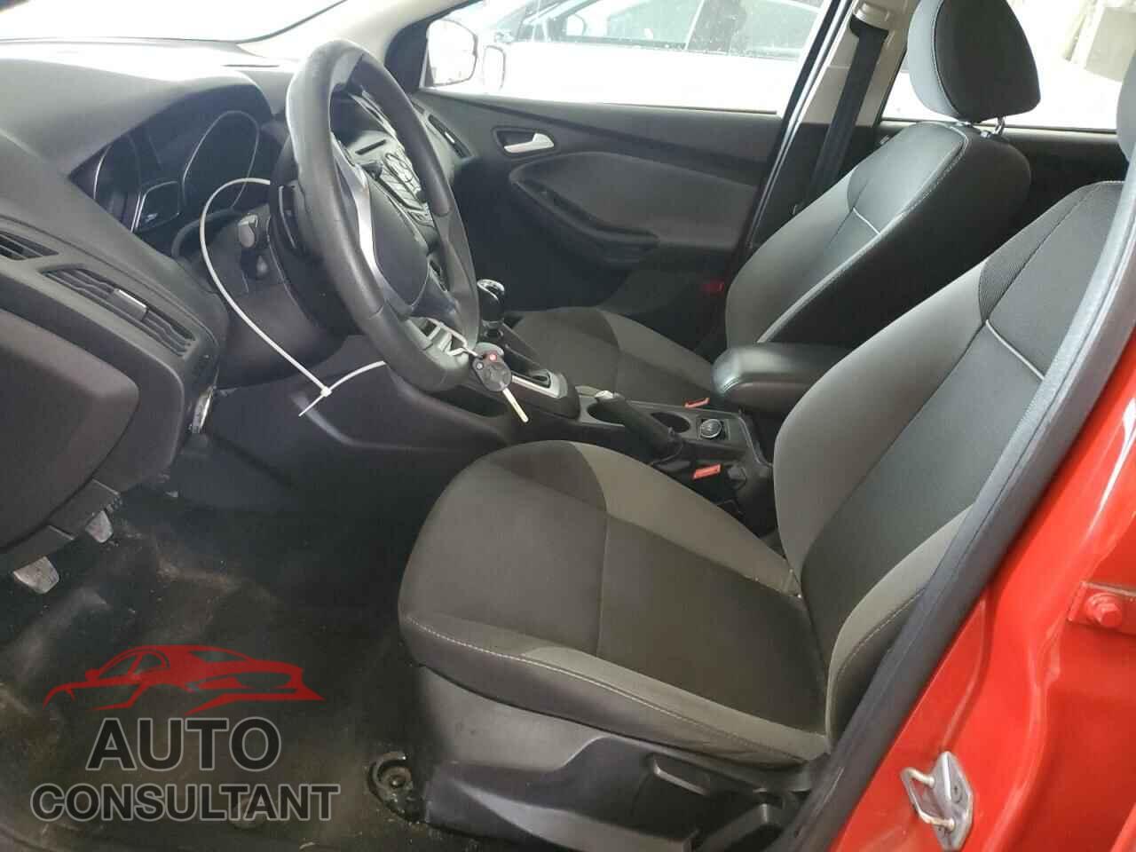 FORD FOCUS 2014 - 1FADP3K28EL166355