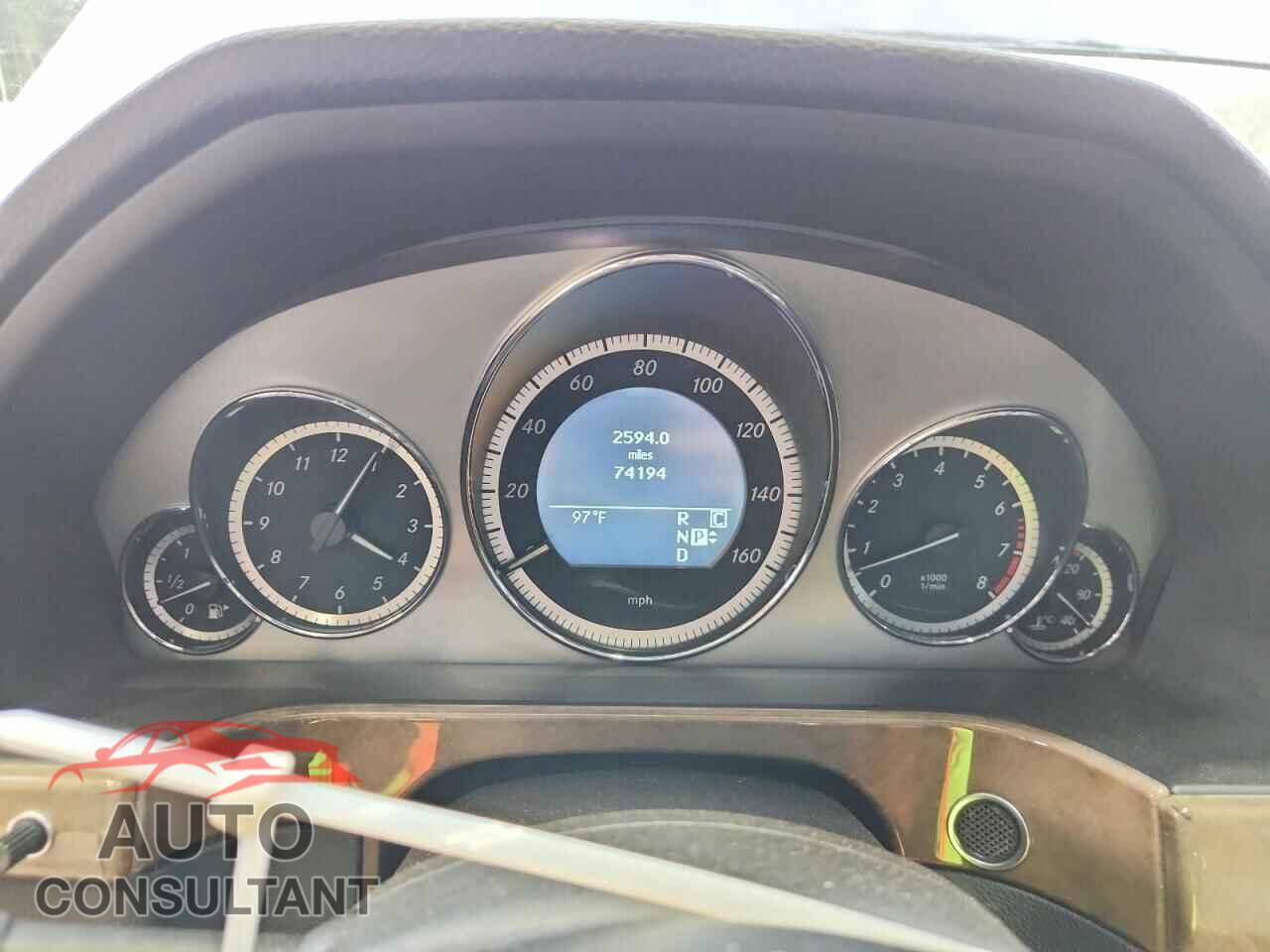 MERCEDES-BENZ E-CLASS 2010 - WDDHF5GB3AA258231