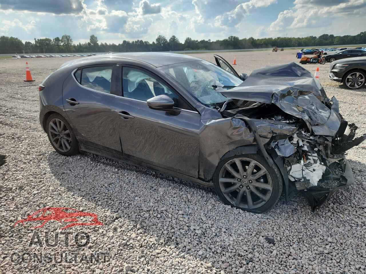 MAZDA 3 2019 - JM1BPBMM2K1135250