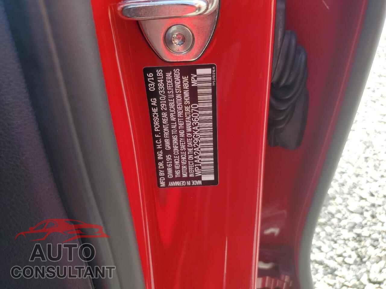 PORSCHE CAYENNE 2016 - WP1AA2A29GKA36070