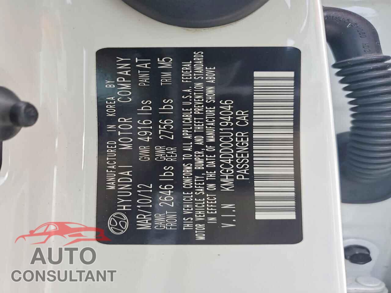 HYUNDAI GENESIS 2012 - KMHGC4DD0CU194046