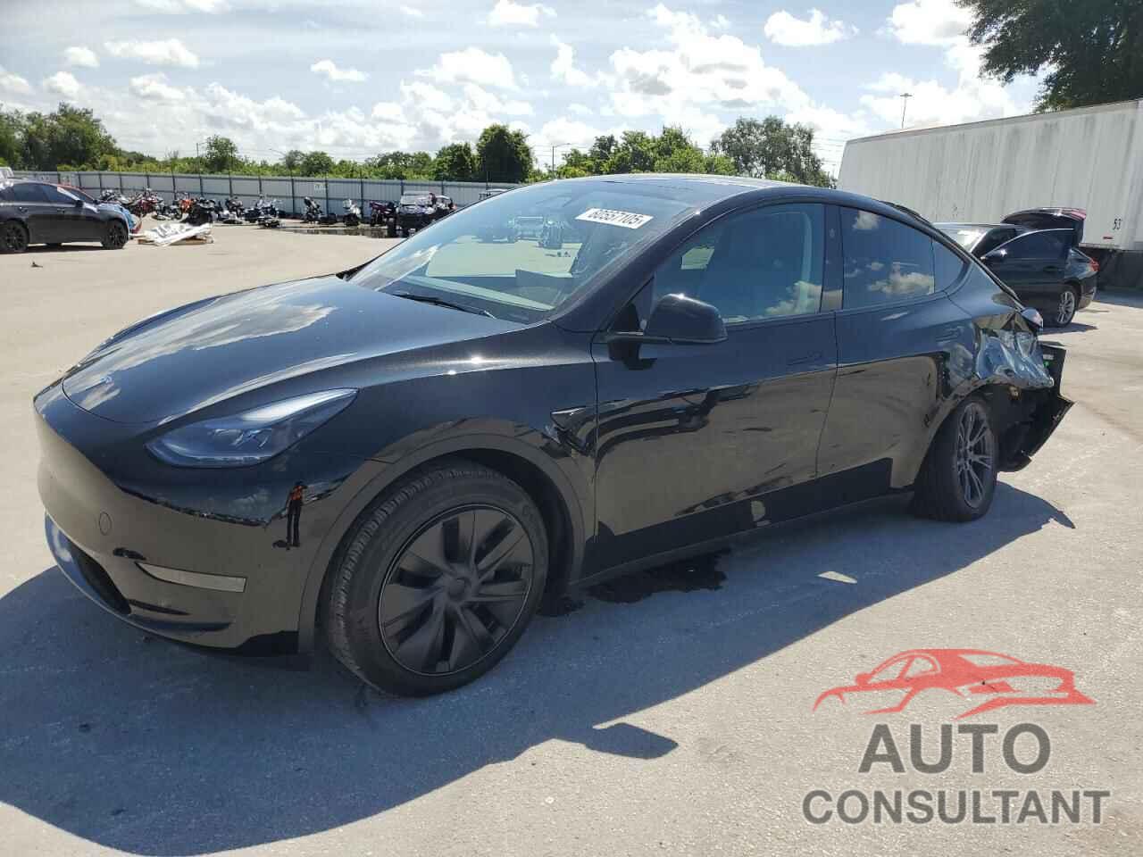 TESLA MODEL Y 2024 - 7SAYGDED9RF197995