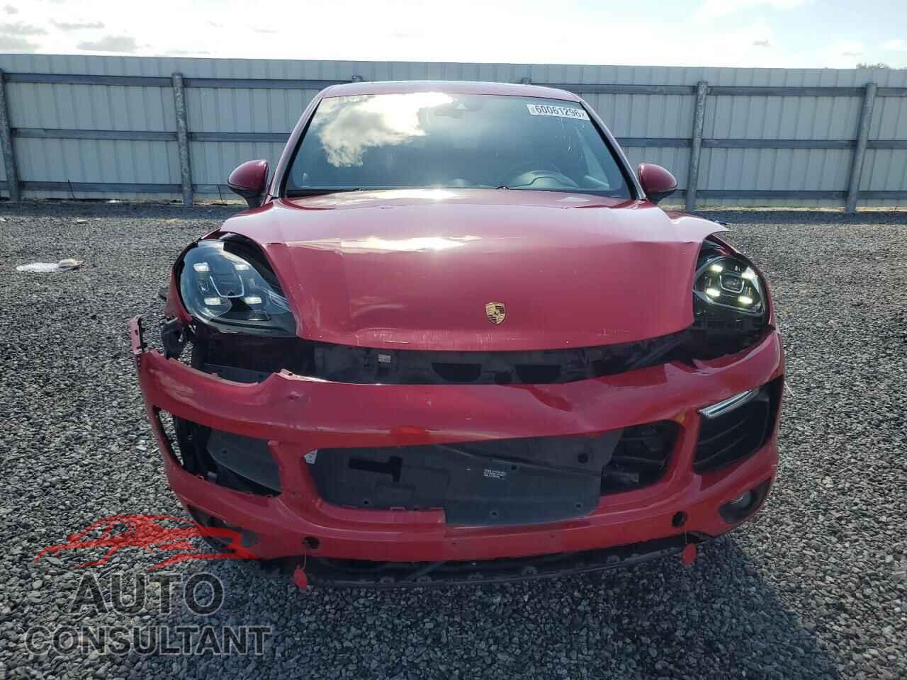 PORSCHE CAYENNE 2016 - WP1AA2A29GKA36070