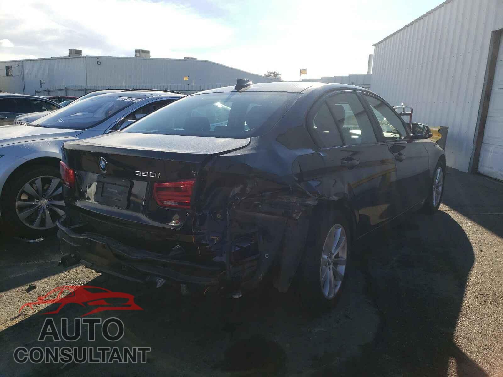 BMW 3 SERIES 2016 - WBA8E1G55GNU10699