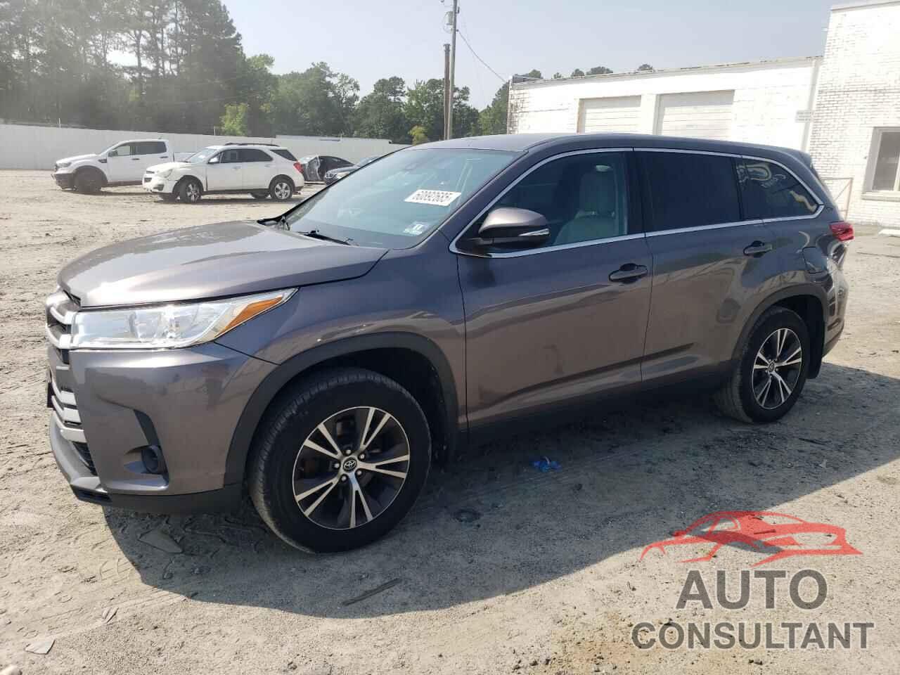 TOYOTA HIGHLANDER 2019 - 5TDBZRFH4KS948871