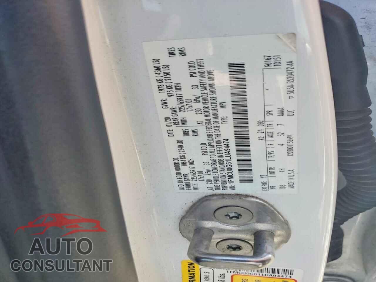 FORD ESCAPE 2020 - 1FMCU0G61LUA94474