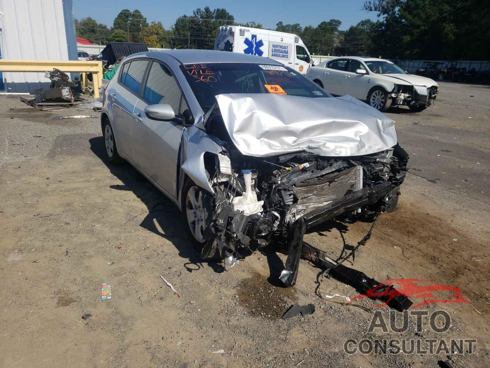 KIA FORTE 2017 - KNAFK5A82H5690416
