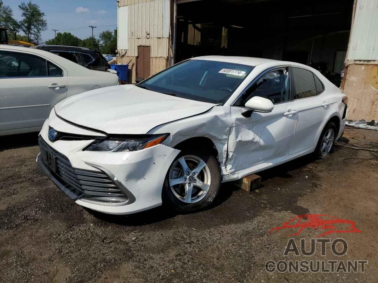 TOYOTA CAMRY 2022 - 4T1C31AK8NU579602