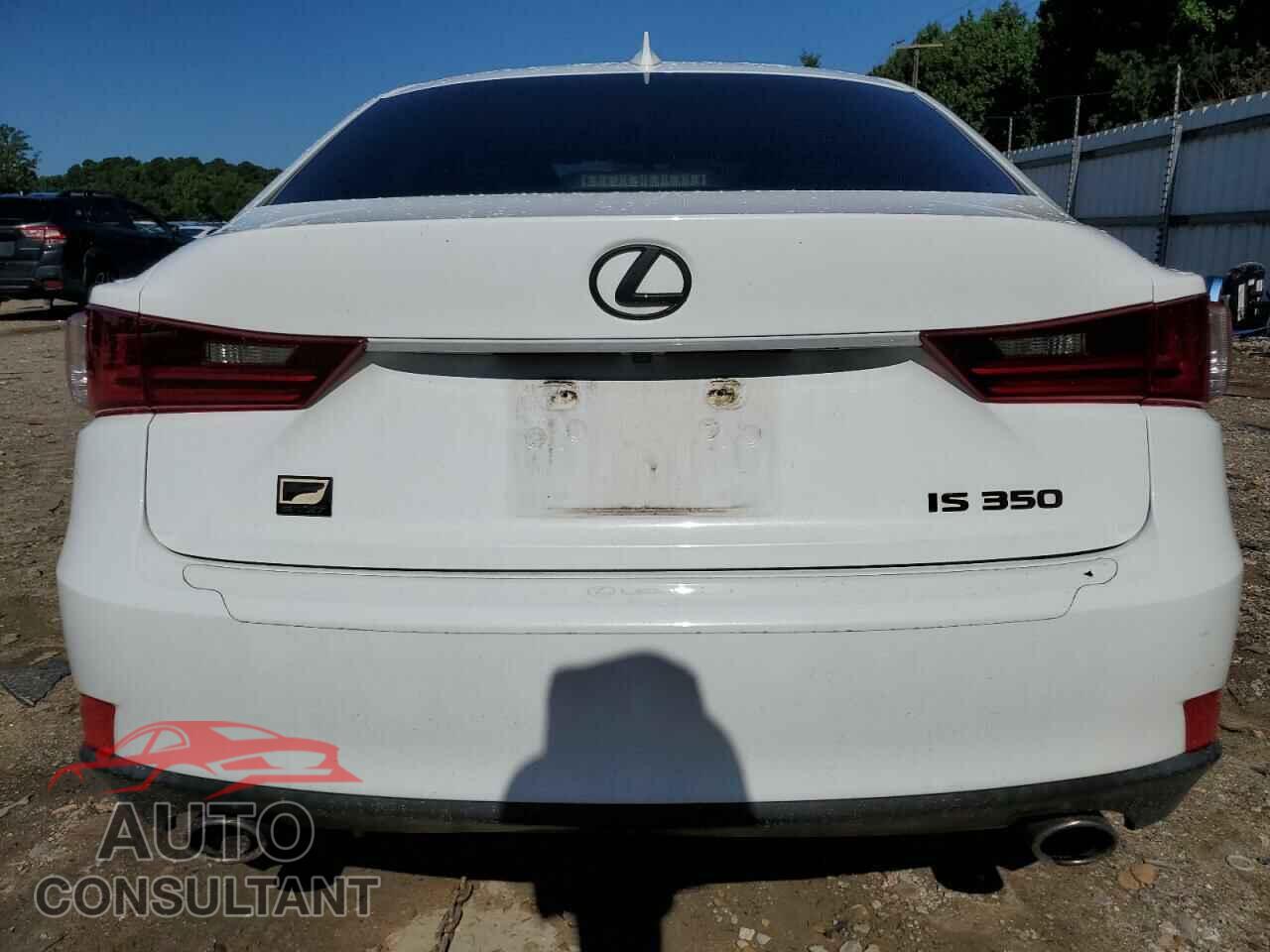 LEXUS IS 2014 - JTHBE1D24E5006484
