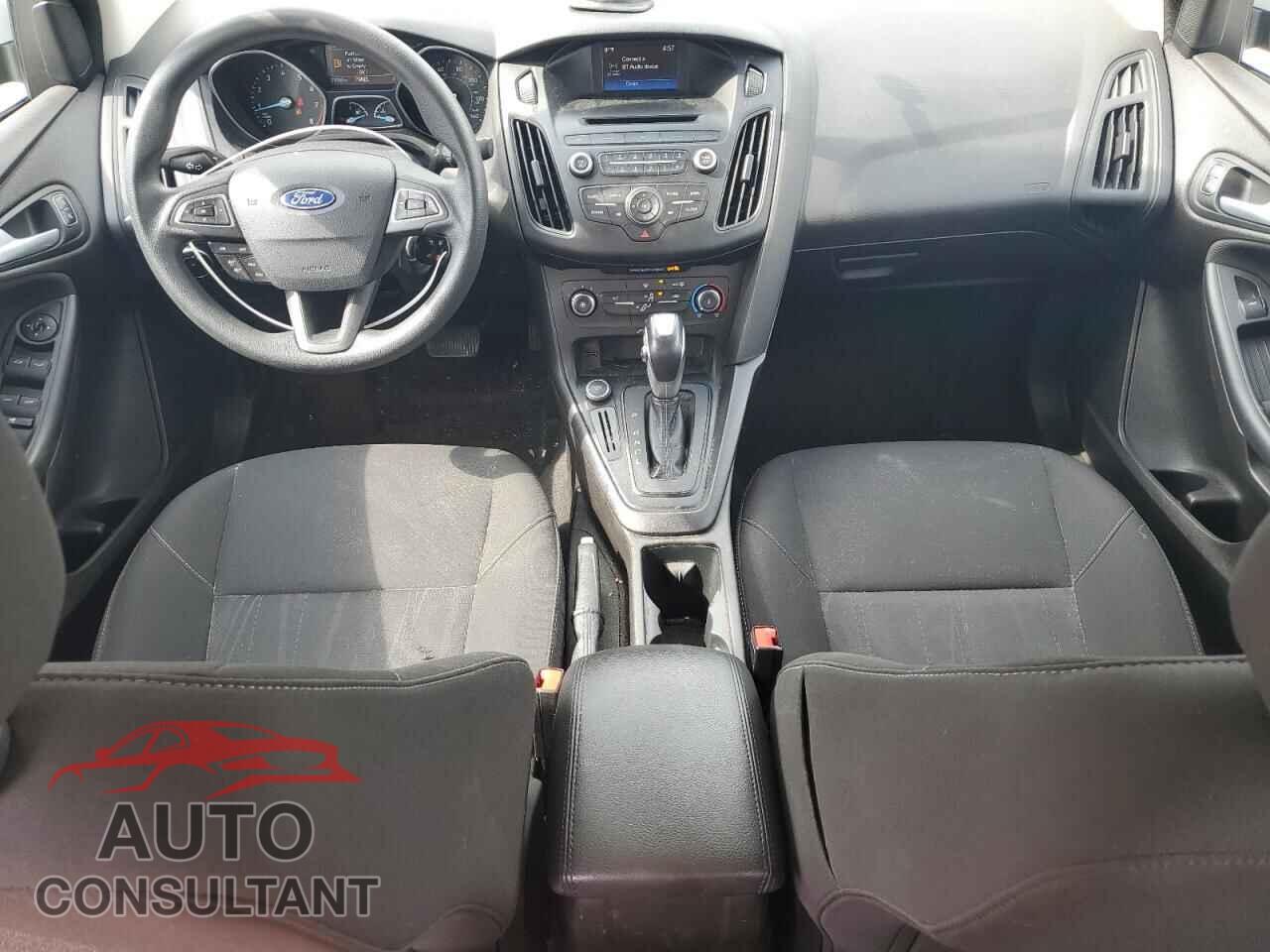 FORD FOCUS 2016 - 1FADP3F26GL378507