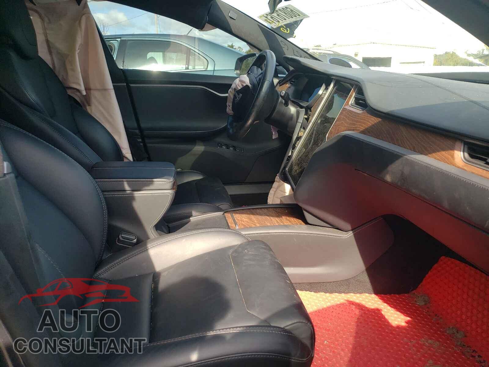 TESLA MODEL S 2019 - 5YJSA1E29KF305457