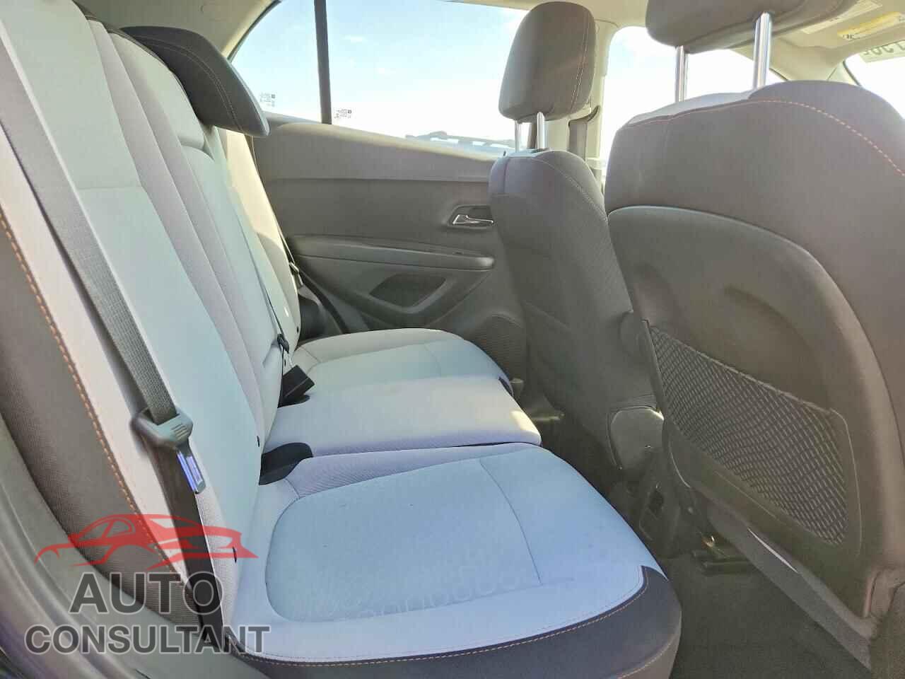 CHEVROLET TRAX 2017 - 3GNCJNSB3HL238467