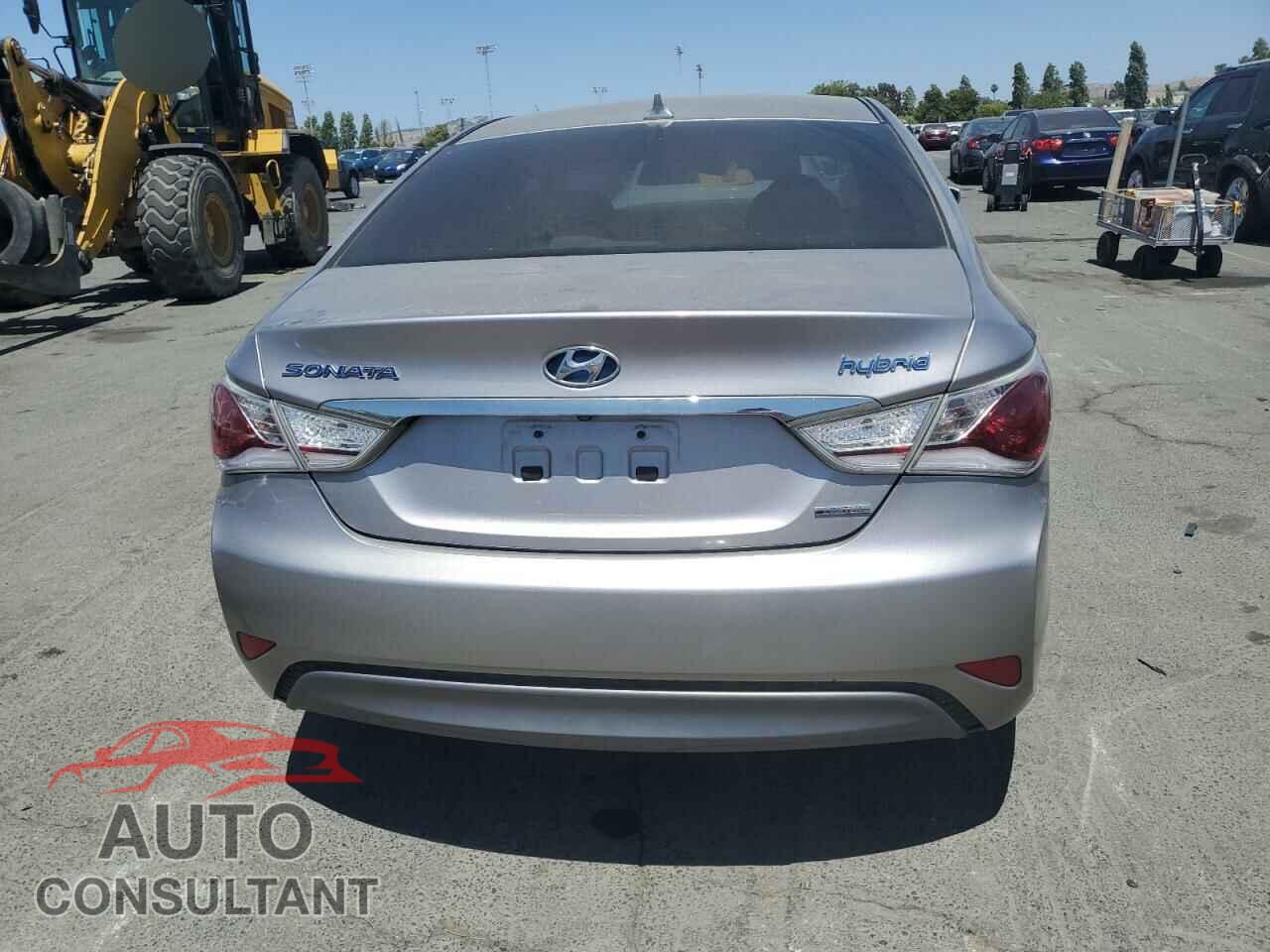 HYUNDAI SONATA 2013 - KMHEC4A48DA086479