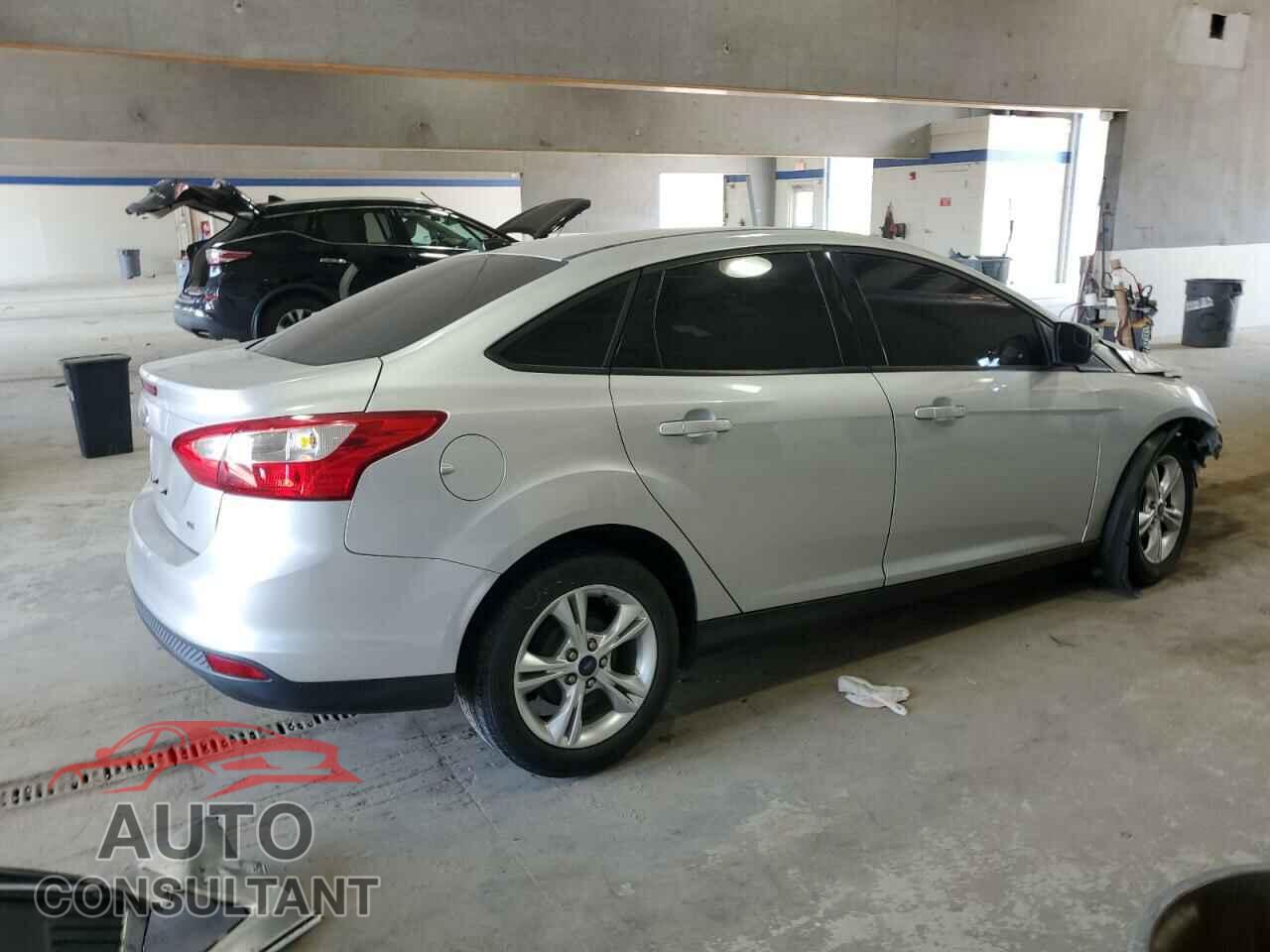 FORD FOCUS 2014 - 1FADP3F26EL280123