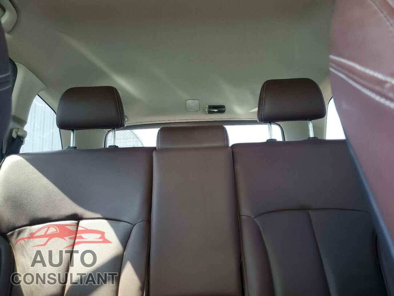 SUBARU OUTBACK 2014 - 4S4BRBPC2E3317855
