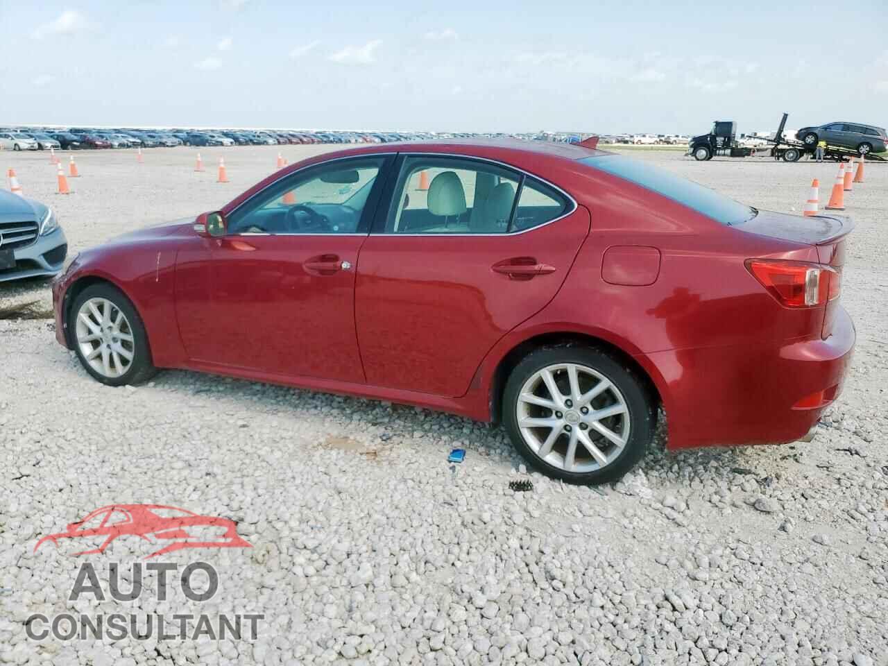 LEXUS IS 2011 - JTHCF5C24B5047235