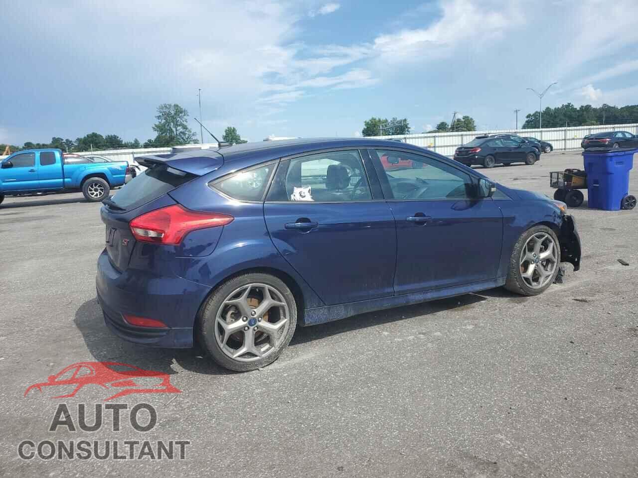 FORD FOCUS 2017 - 1FADP3L9XHL310097