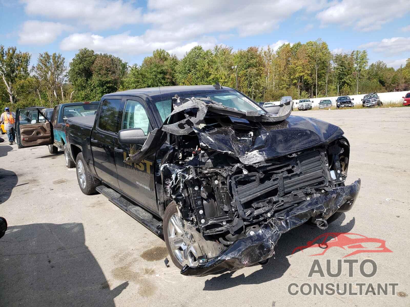 CHEVROLET SILVERADO 2018 - 3GCUKPEC4JG577389