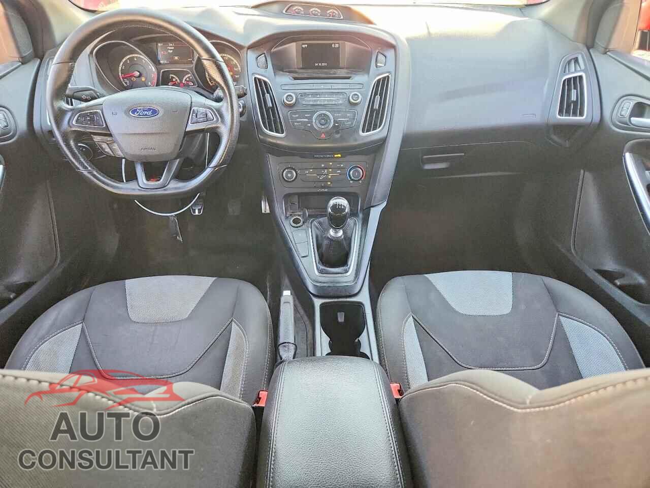 FORD FOCUS 2017 - 1FADP3L94HL310063