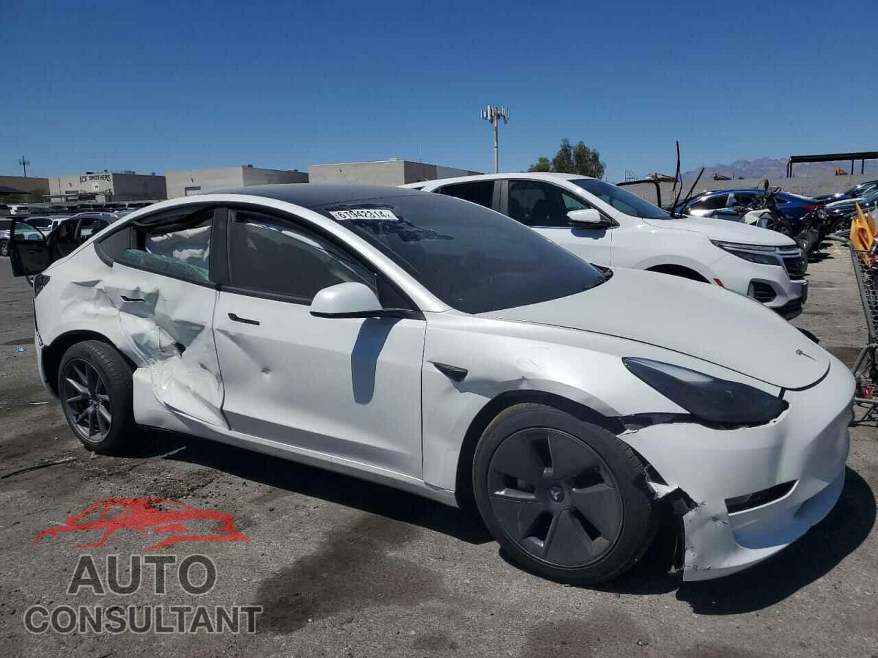 TESLA MODEL 3 2023 - 5YJ3E1EA8PF588599