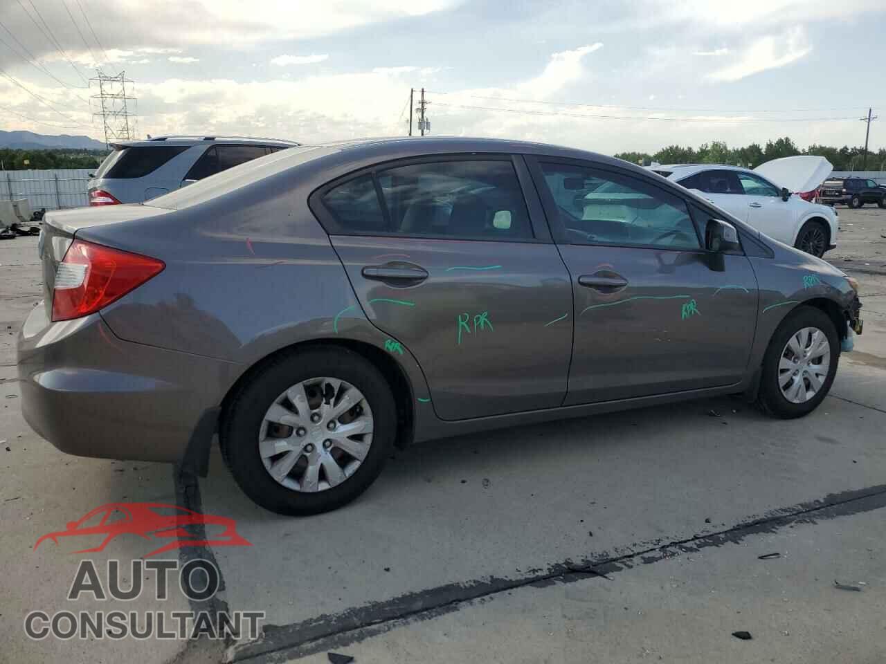 HONDA CIVIC 2012 - 2HGFB2F52CH572806