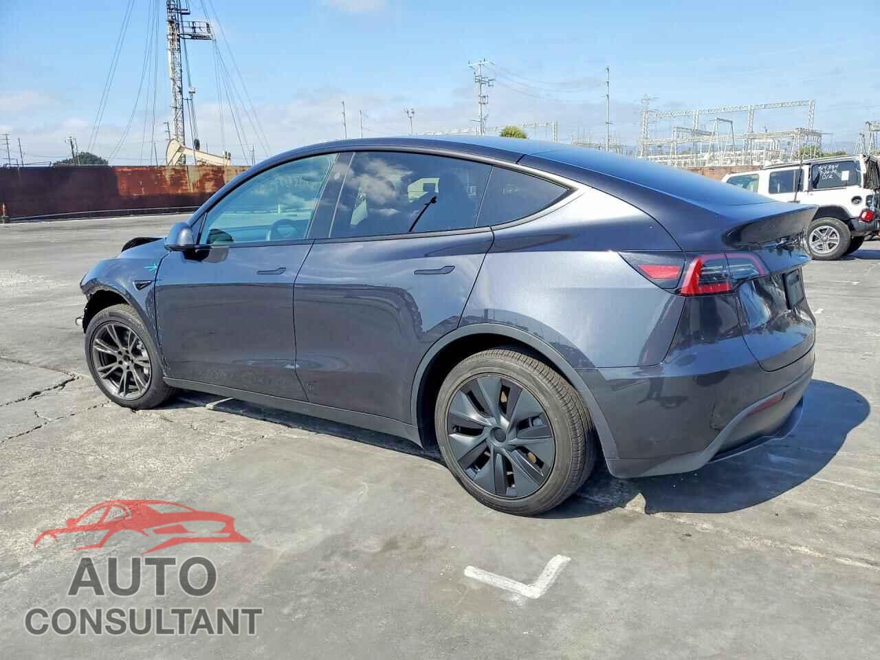 TESLA MODEL Y 2024 - 7SAYGDED3RF102444