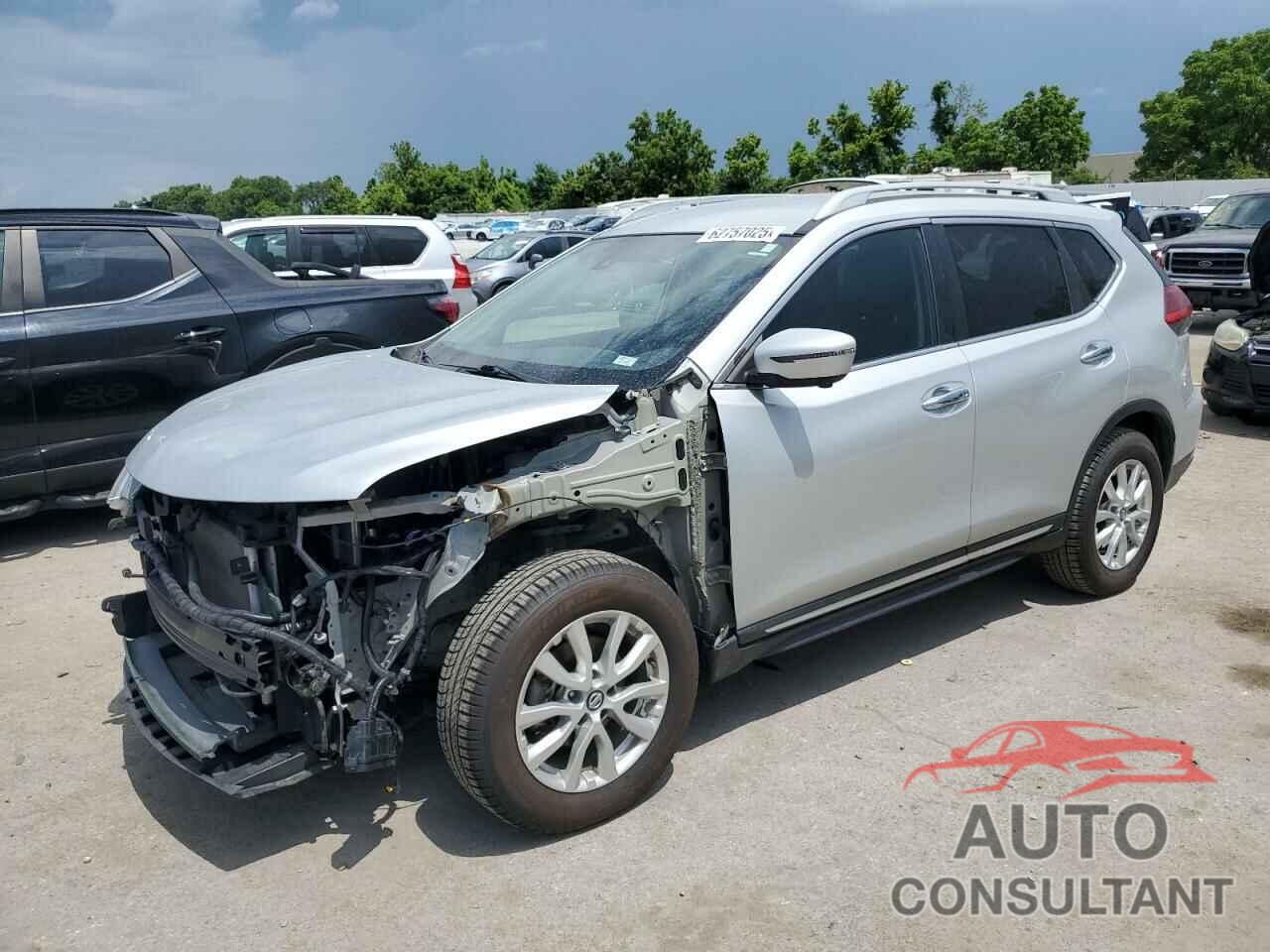 NISSAN ROGUE 2017 - 5N1AT2MT0HC878612