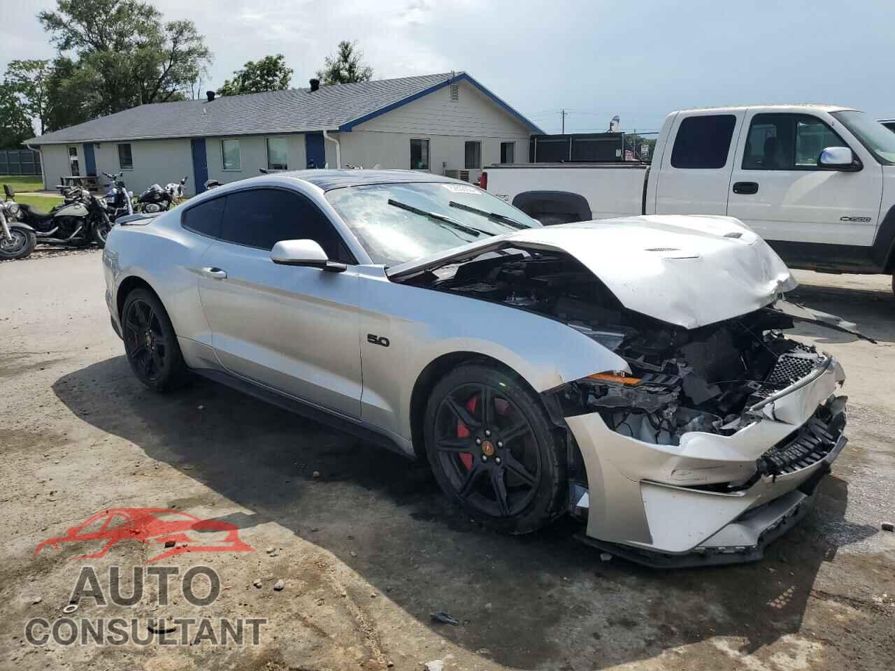FORD MUSTANG 2019 - 1FA6P8CF2K5199942