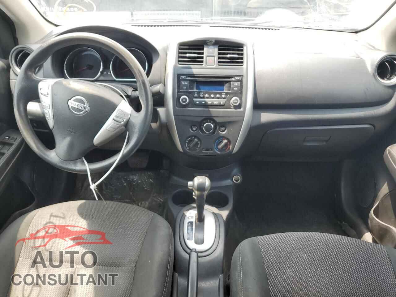 NISSAN VERSA 2019 - 3N1CN7AP3KL814610