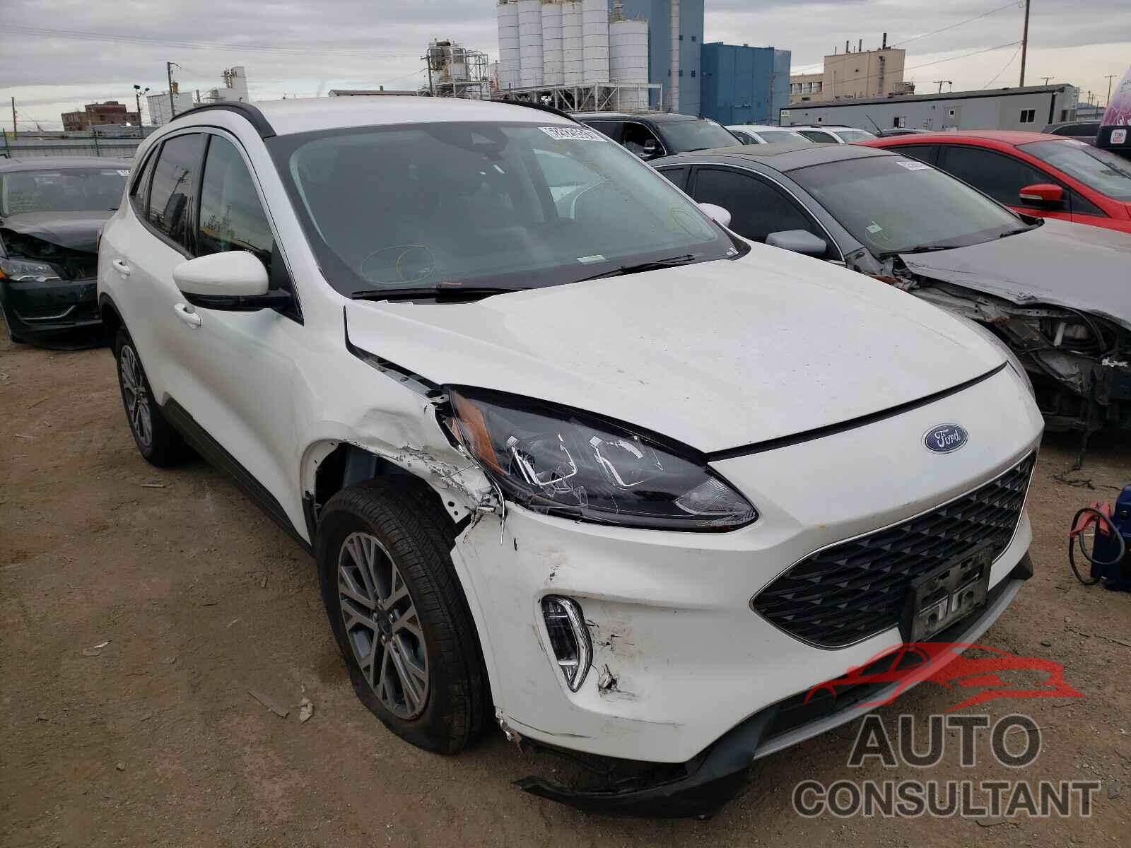 FORD ESCAPE 2021 - 1FMCU9H64MUA64602