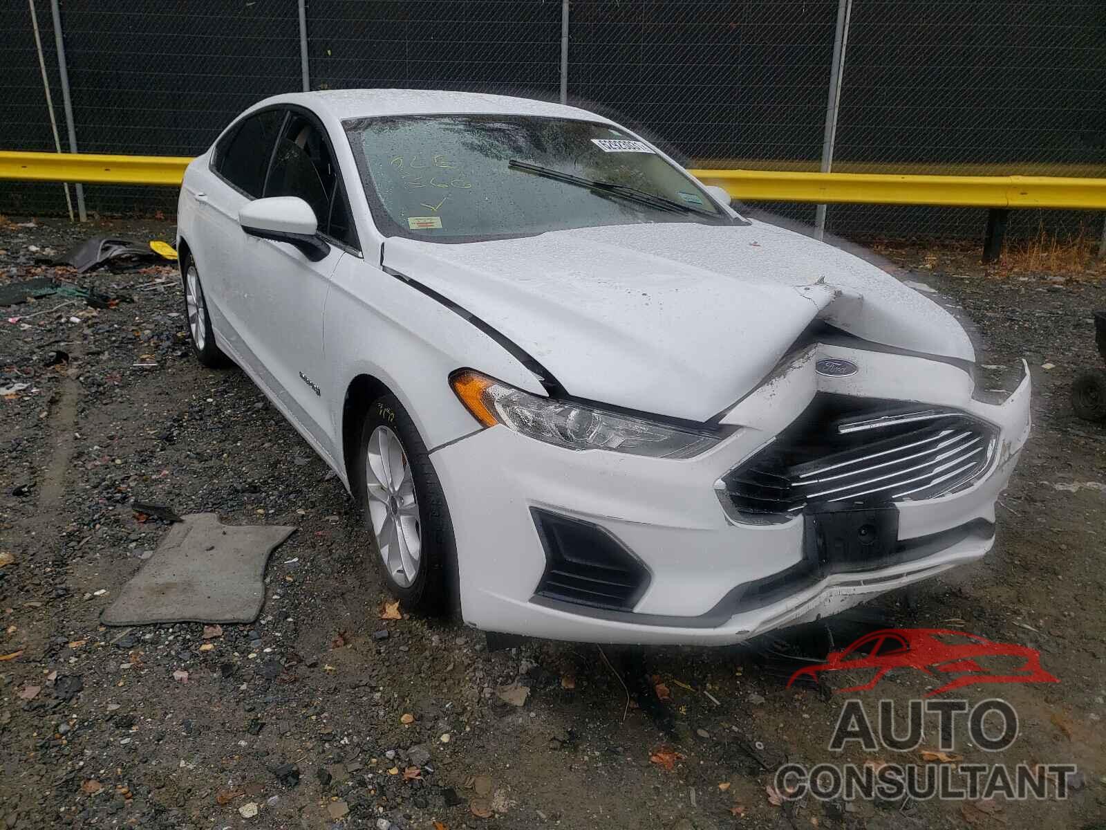 FORD FUSION 2019 - 3FA6P0LU2KR257173
