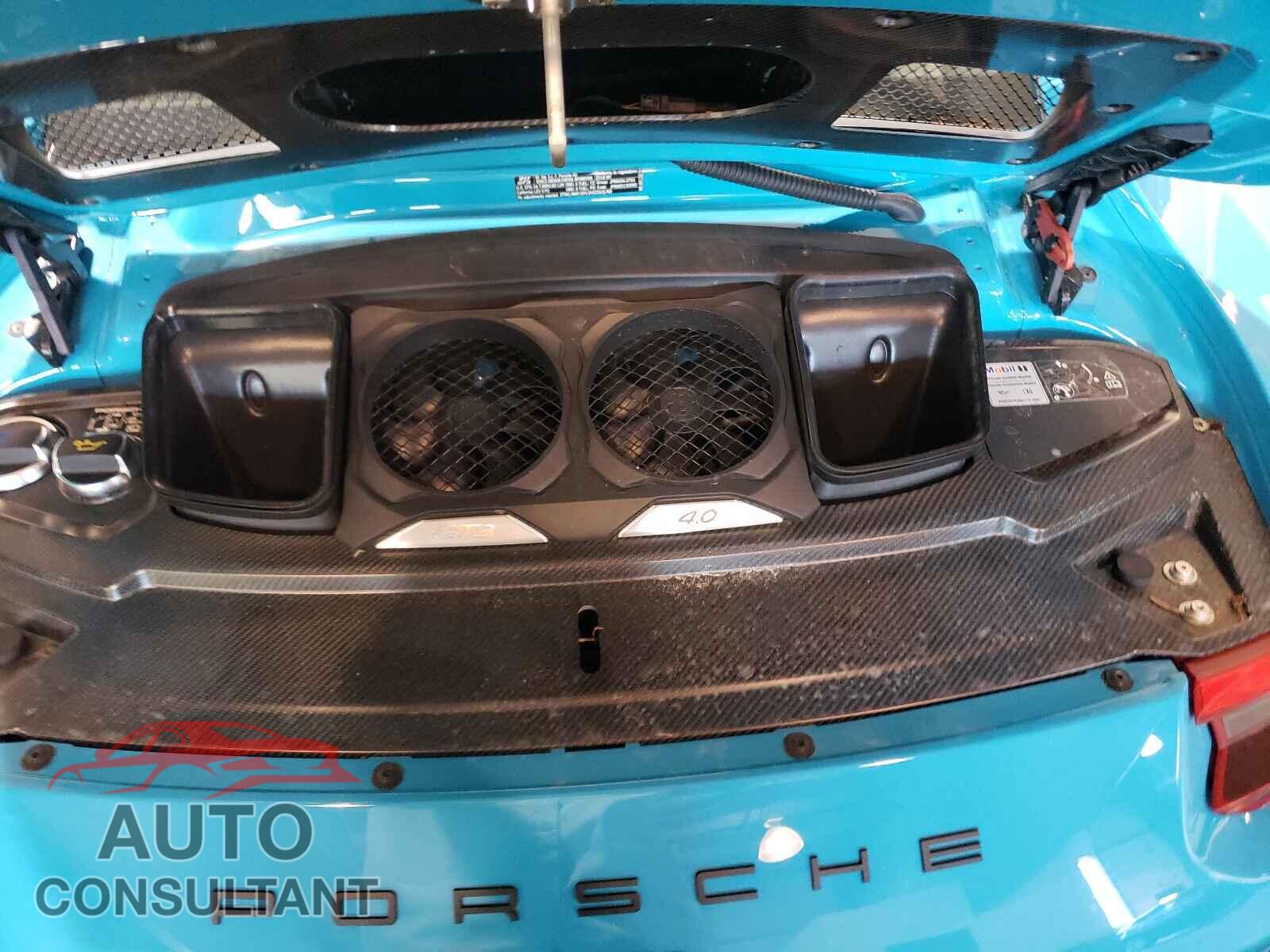 PORSCHE 911 2018 - WP0AC2A97JS176389