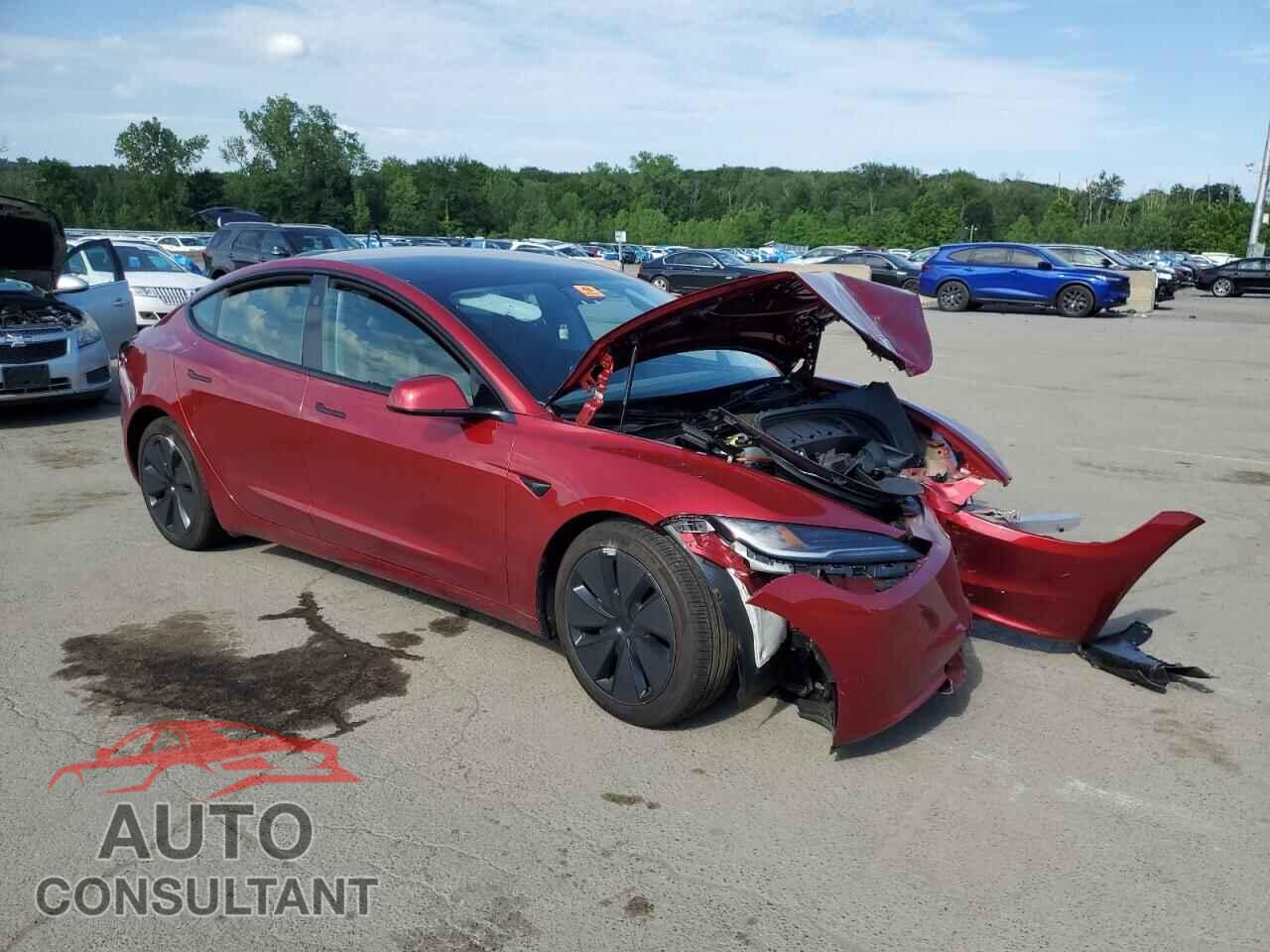 TESLA MODEL 3 2024 - 5YJ3E1EB3RF813877
