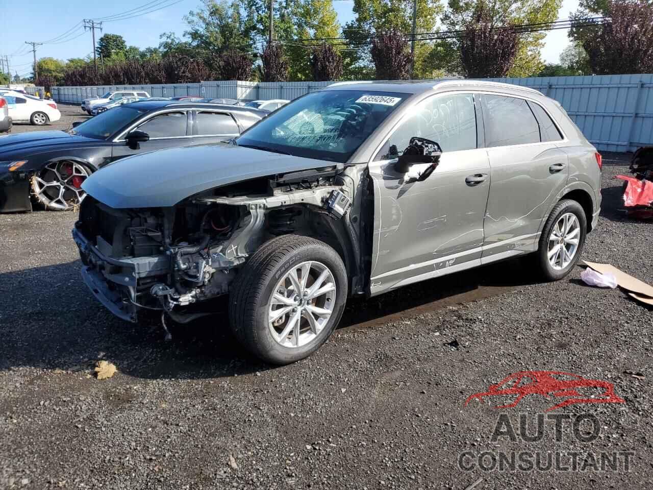 AUDI Q3 2021 - WA1EECF32M1057482