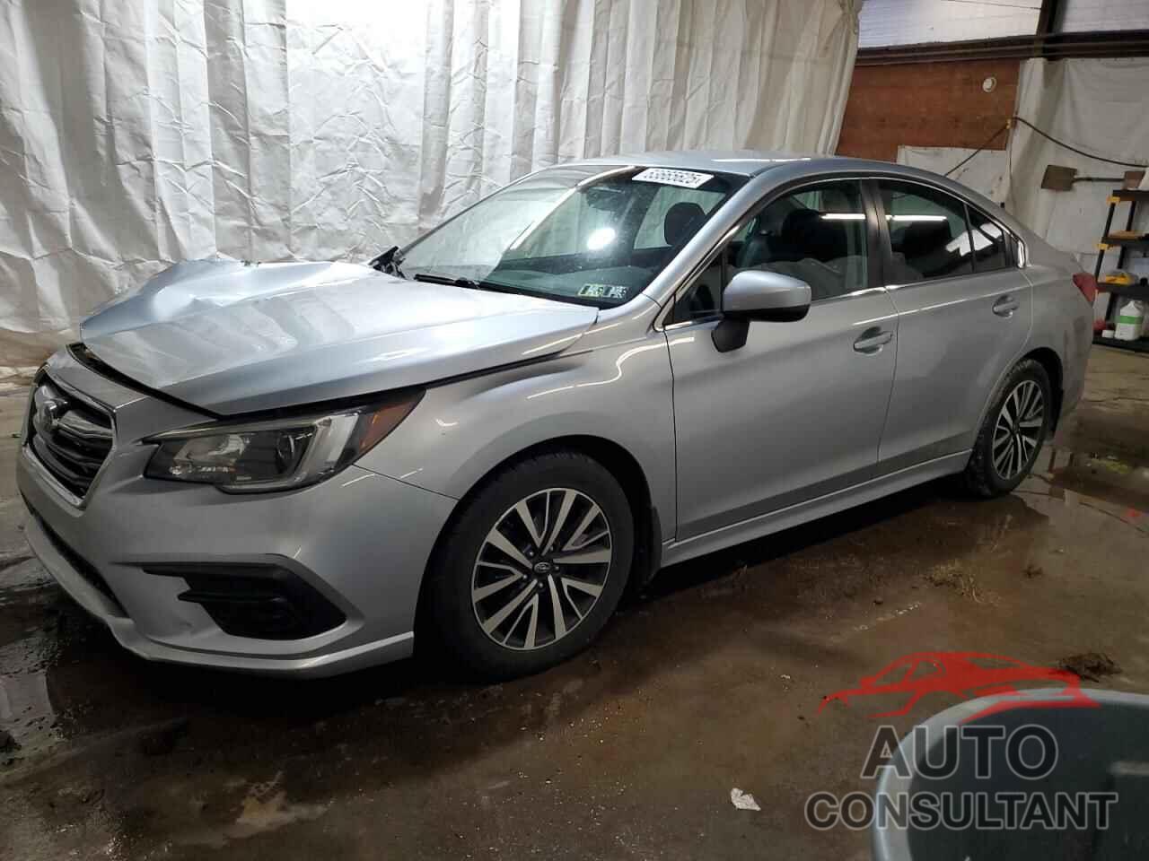 SUBARU LEGACY 2018 - 4S3BNAC69J3040691