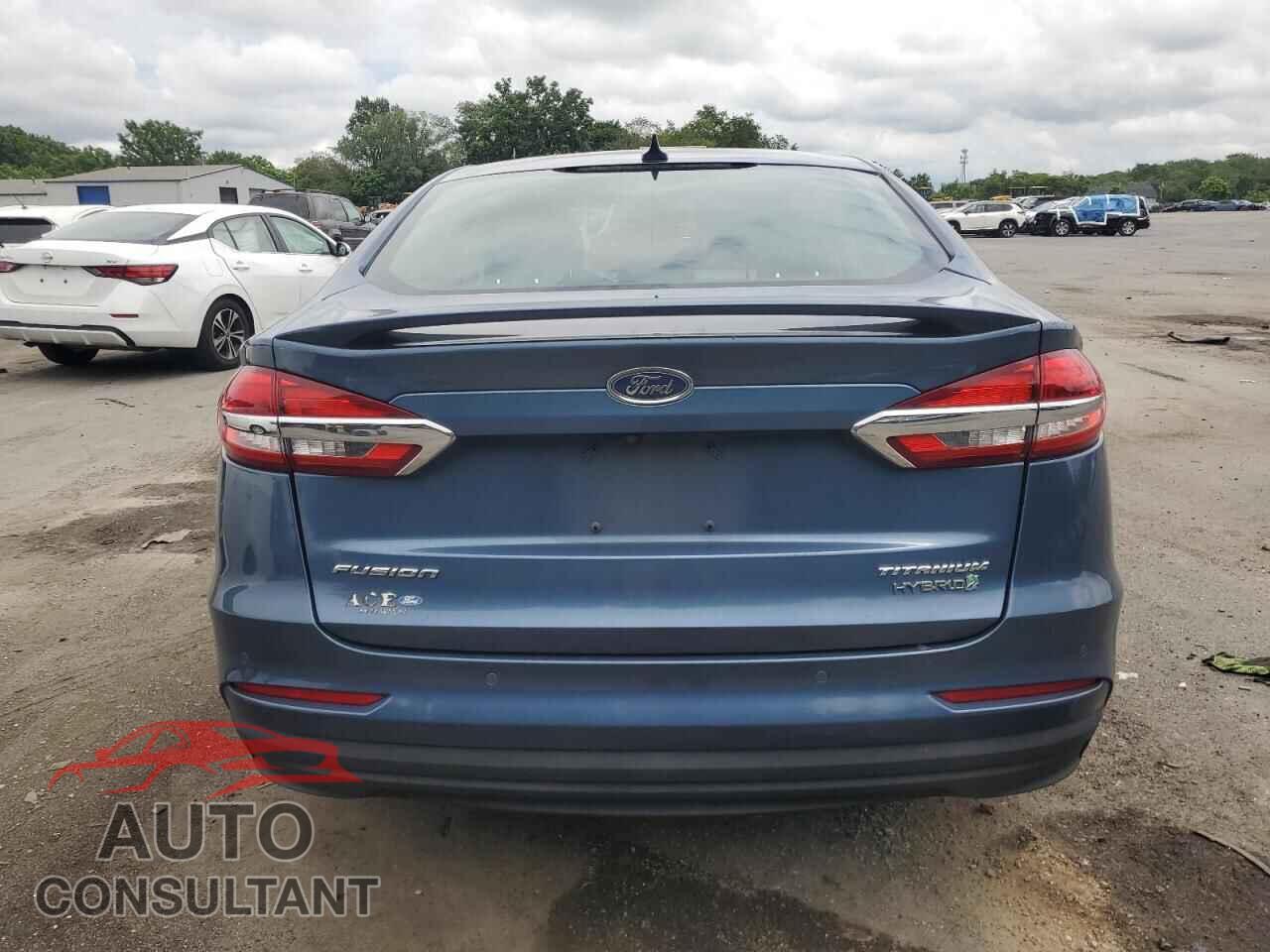 FORD FUSION 2019 - 3FA6P0RU8KR192630