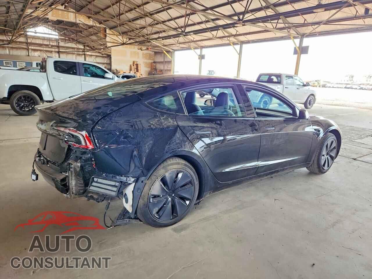 TESLA MODEL 3 2026 - 5YJ3E1EB1TF200096