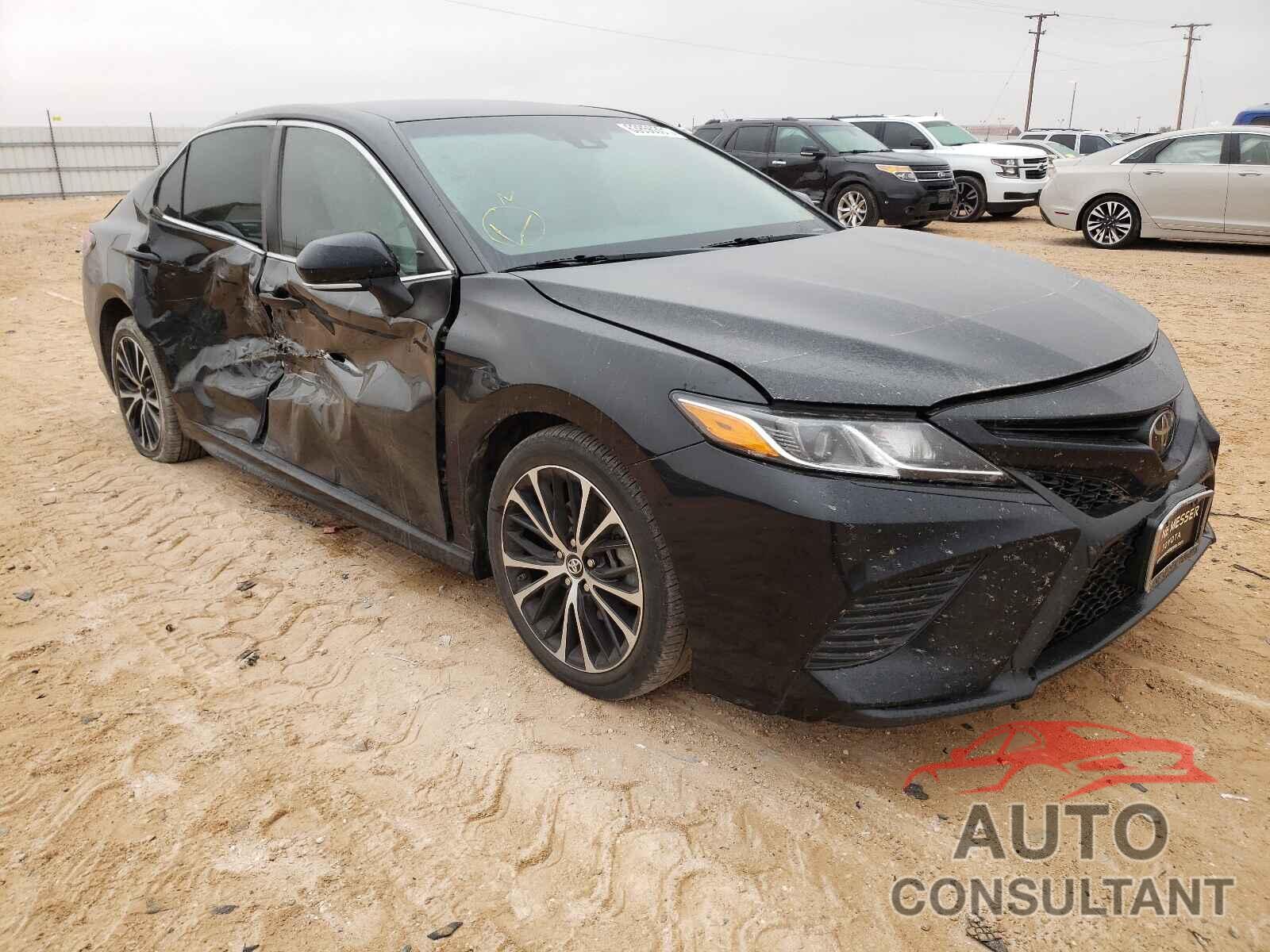 TOYOTA CAMRY 2018 - 4T1B11HK5JU128645