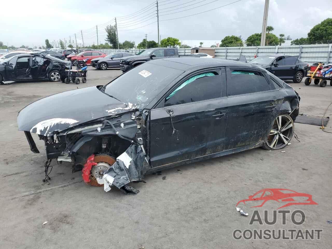 AUDI RS3 2019 - WUABWGFF3KA902914