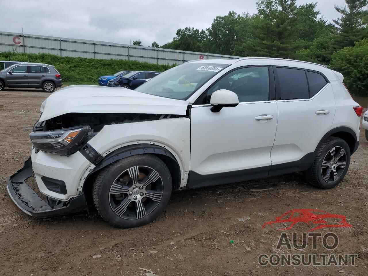 VOLVO XC40 2021 - YV4162UL6M2432439