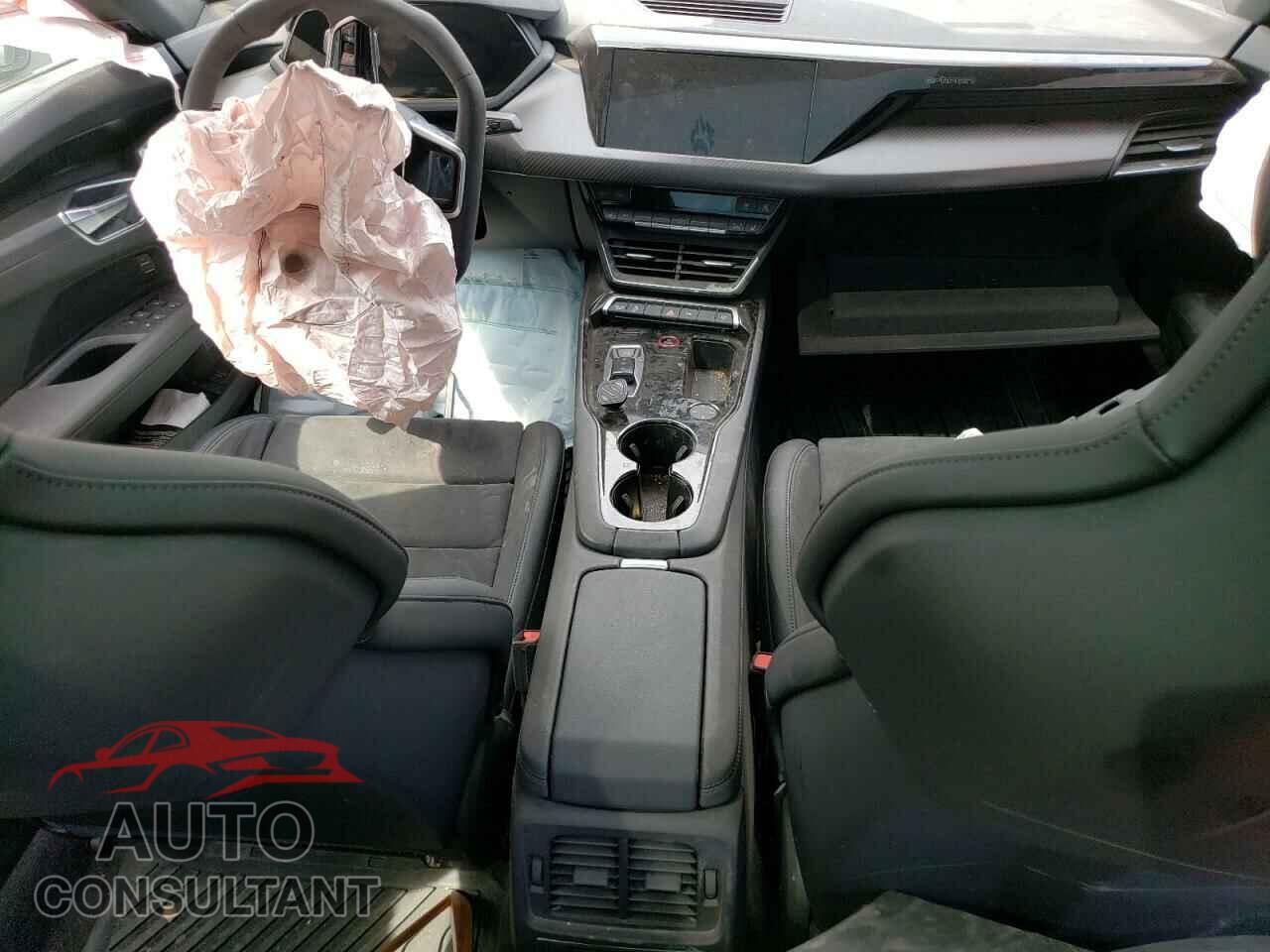 AUDI E-TRON GT 2022 - WAUCJBFW5N7004381